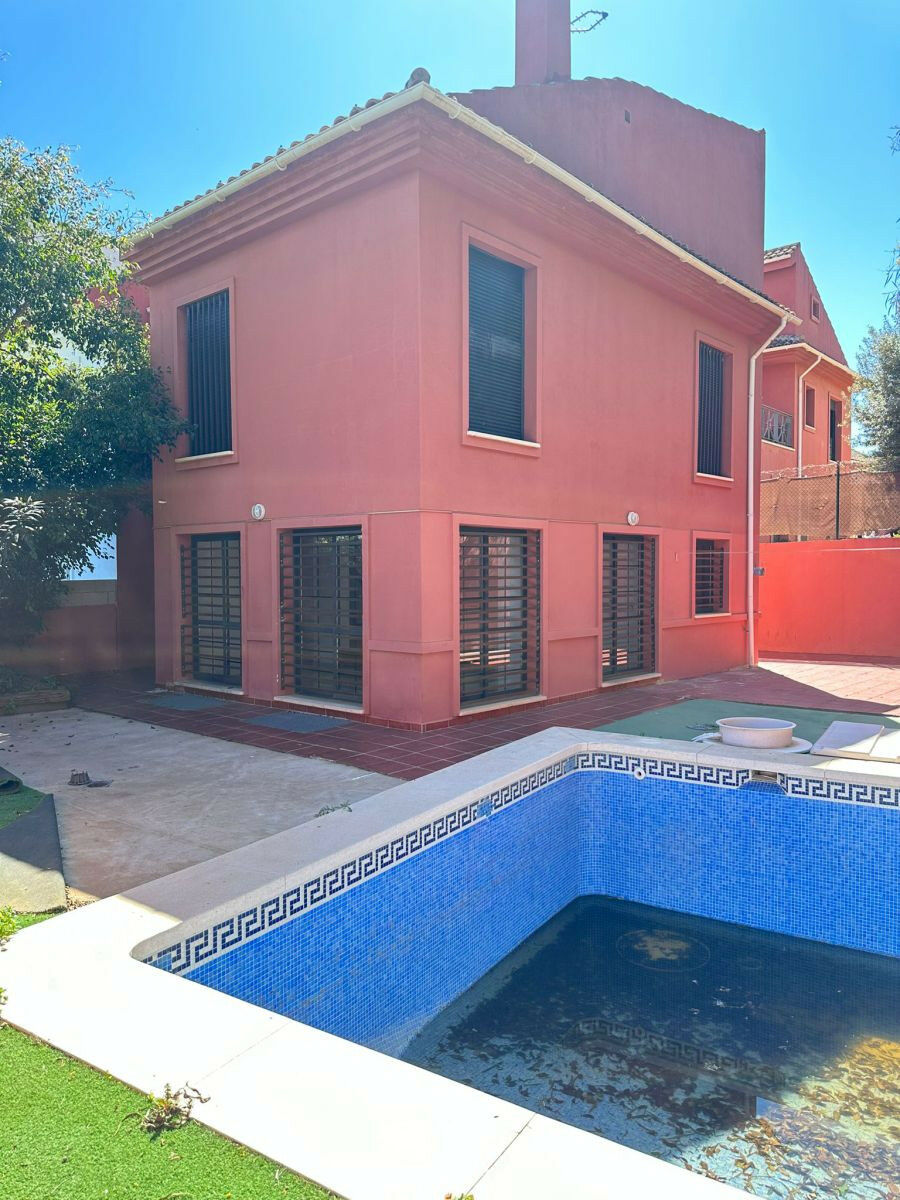 Detached Villa Benalmadena Málaga - image 3
