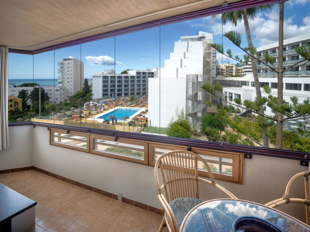 Middle Floor Apartment Benalmadena Málaga