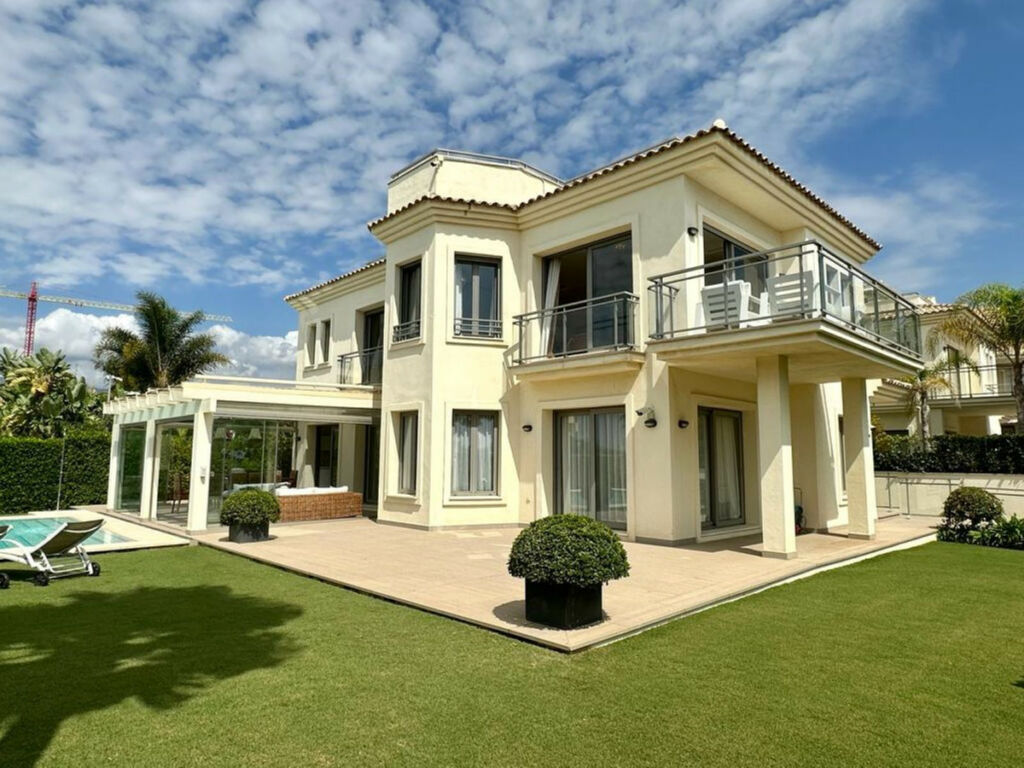 Detached Villa Marbella Málaga