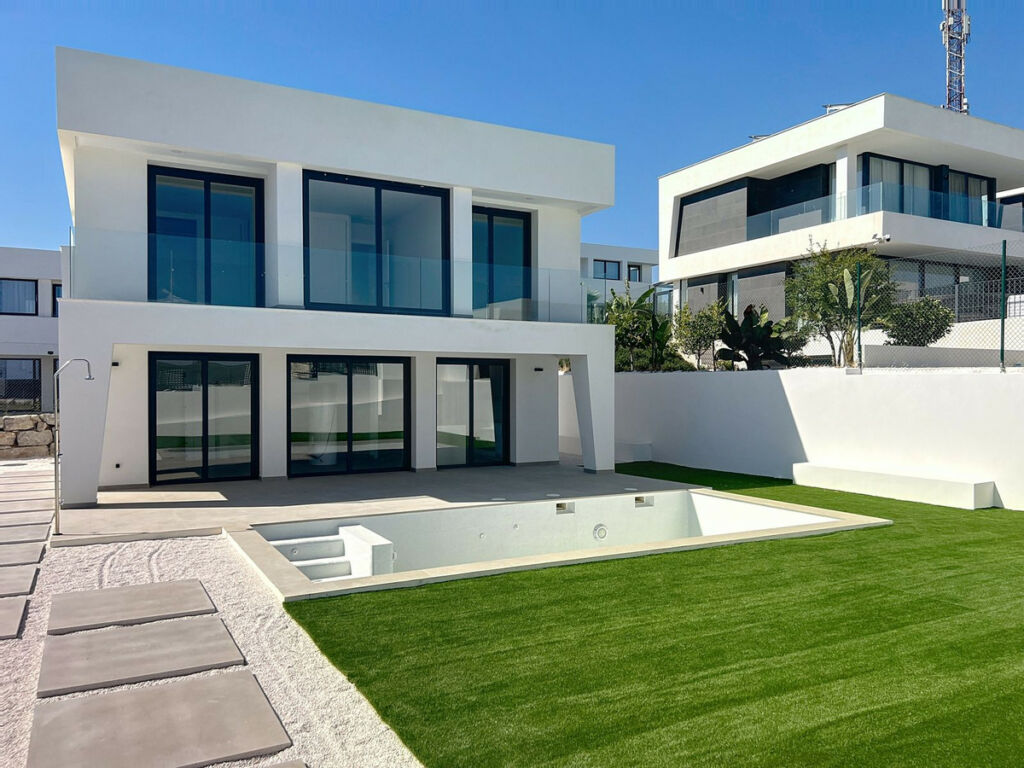 Detached Villa Manilva Málaga