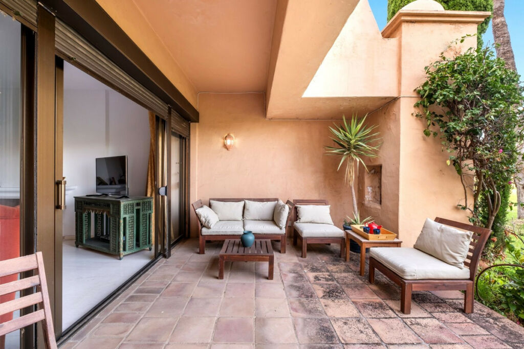 Ground Floor Apartment New Golden Mile Málaga - image 10