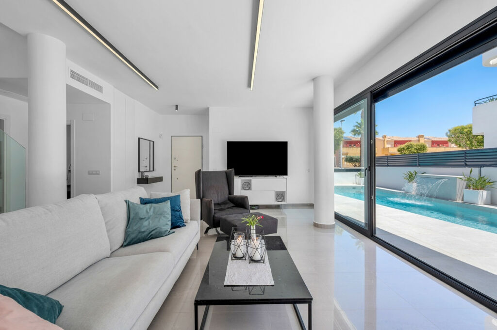 Detached Villa Guardamar del Segura Alicante - image 10