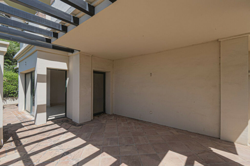 Ground Floor Apartment Benahavís Málaga - image 10