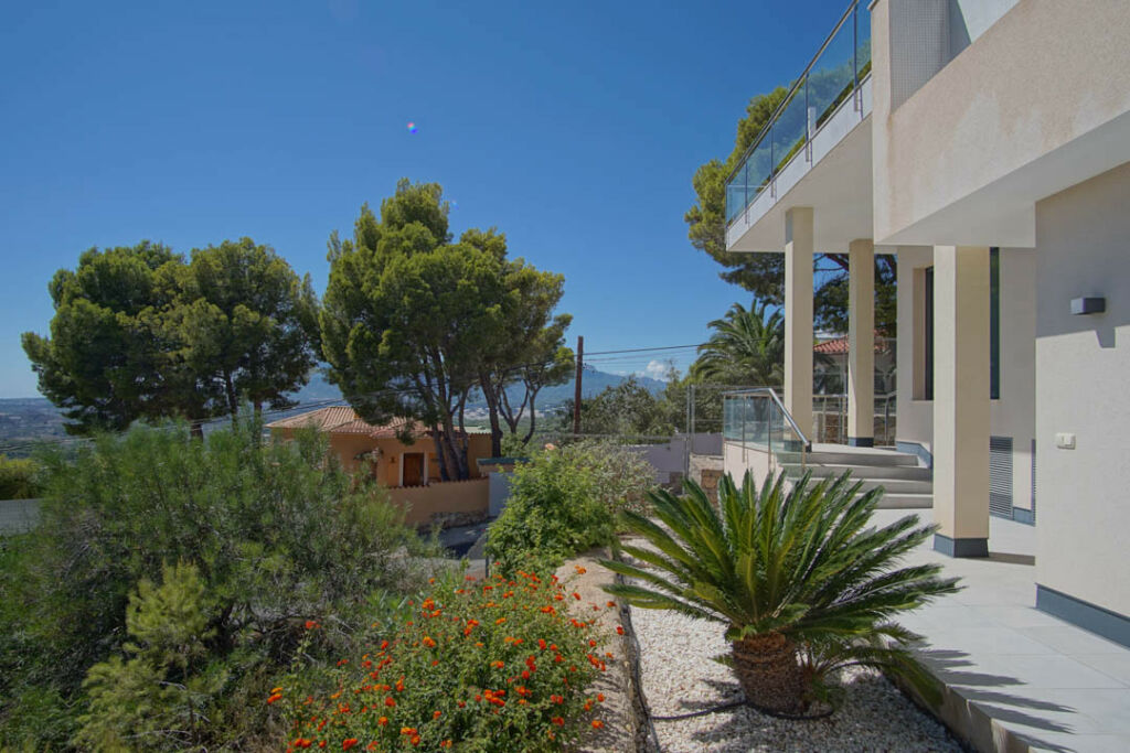 Detached Villa Altea Alicante - image 10