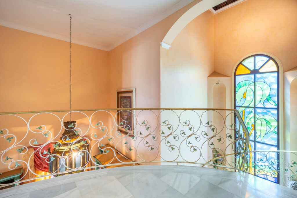 Detached Villa Estepona Málaga - image 10