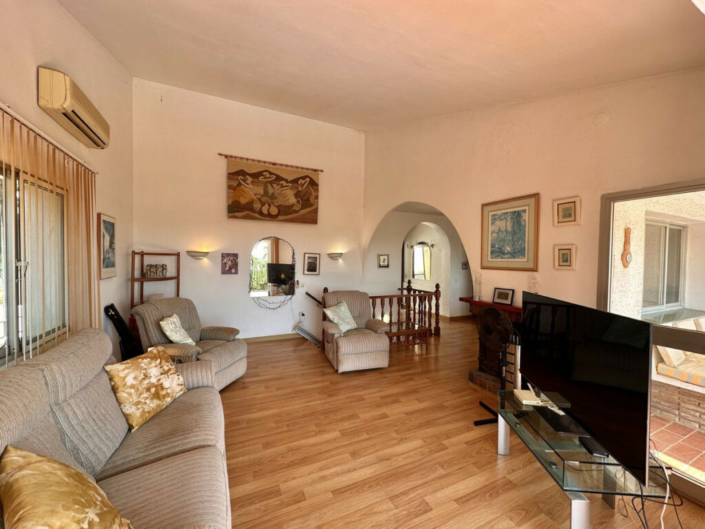 Detached Villa Cerros del Aguila Málaga - image 10