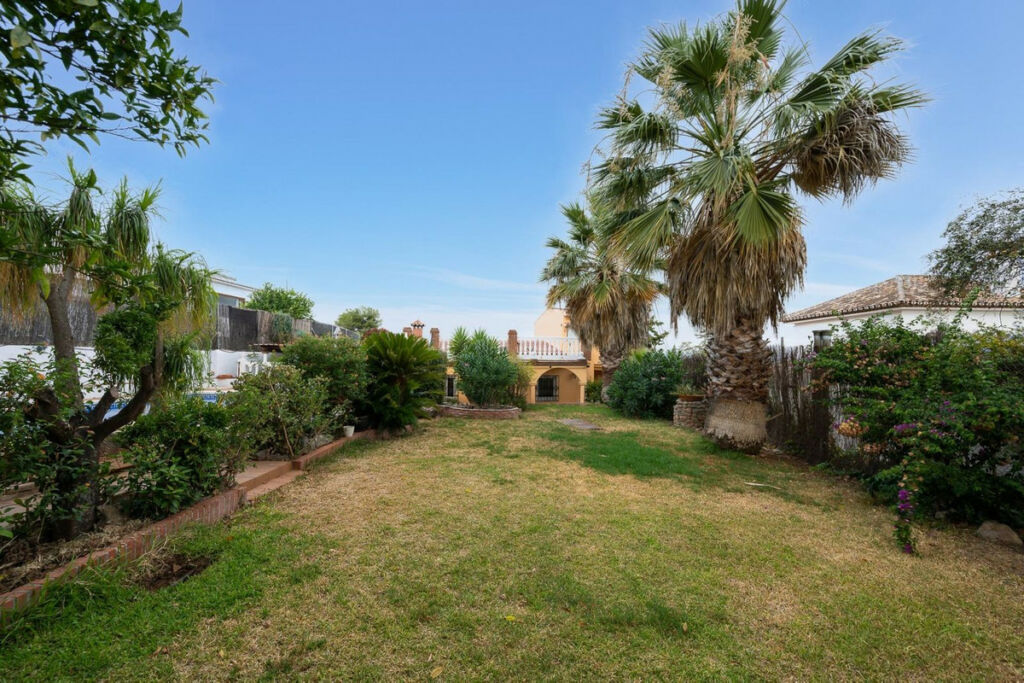 Detached Villa Alhaurín el Grande Málaga - image 10