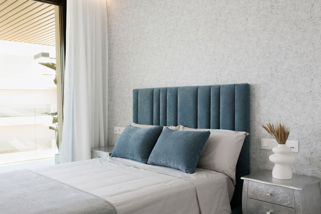 Middle Floor Apartment Fuengirola Málaga - image 10