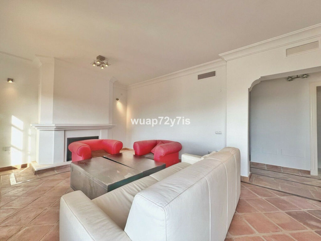 Semi-Detached House Benahavís Málaga - image 10