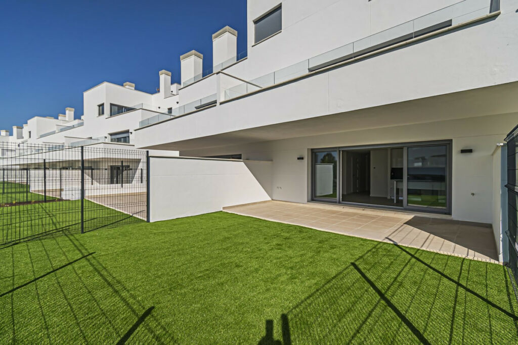 Ground Floor Apartment Bel Air Málaga - image 10