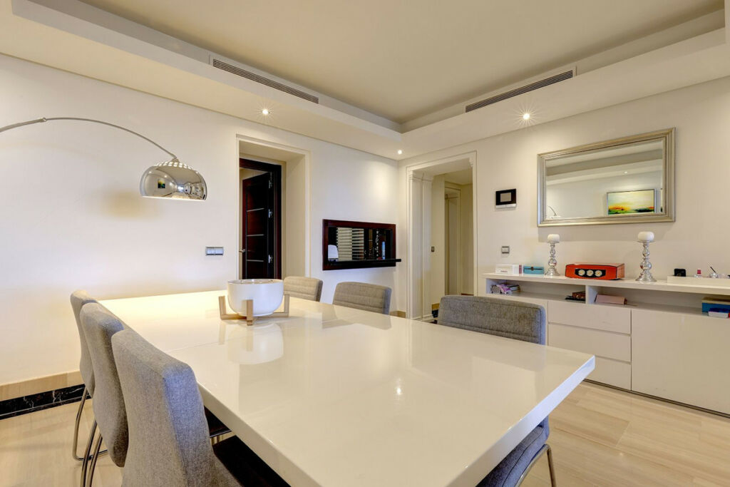 Middle Floor Apartment Estepona Málaga - image 10