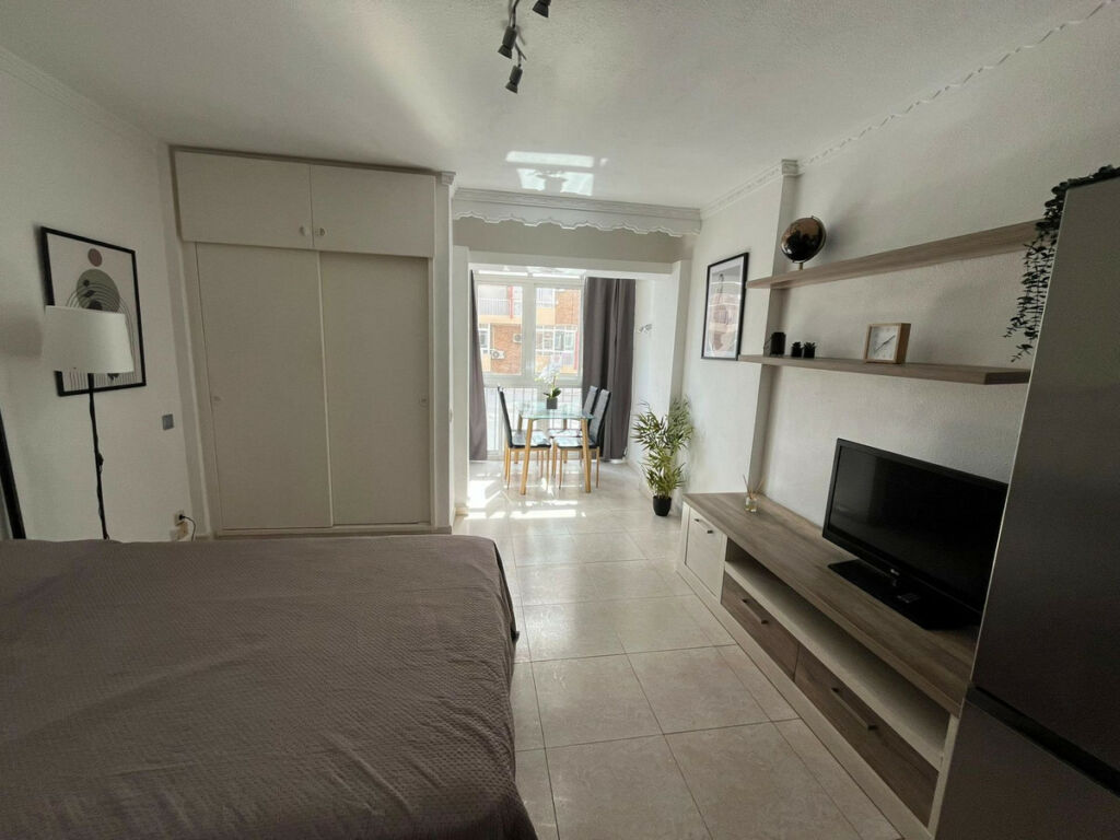 Middle Floor Studio Benalmadena Málaga - image 10