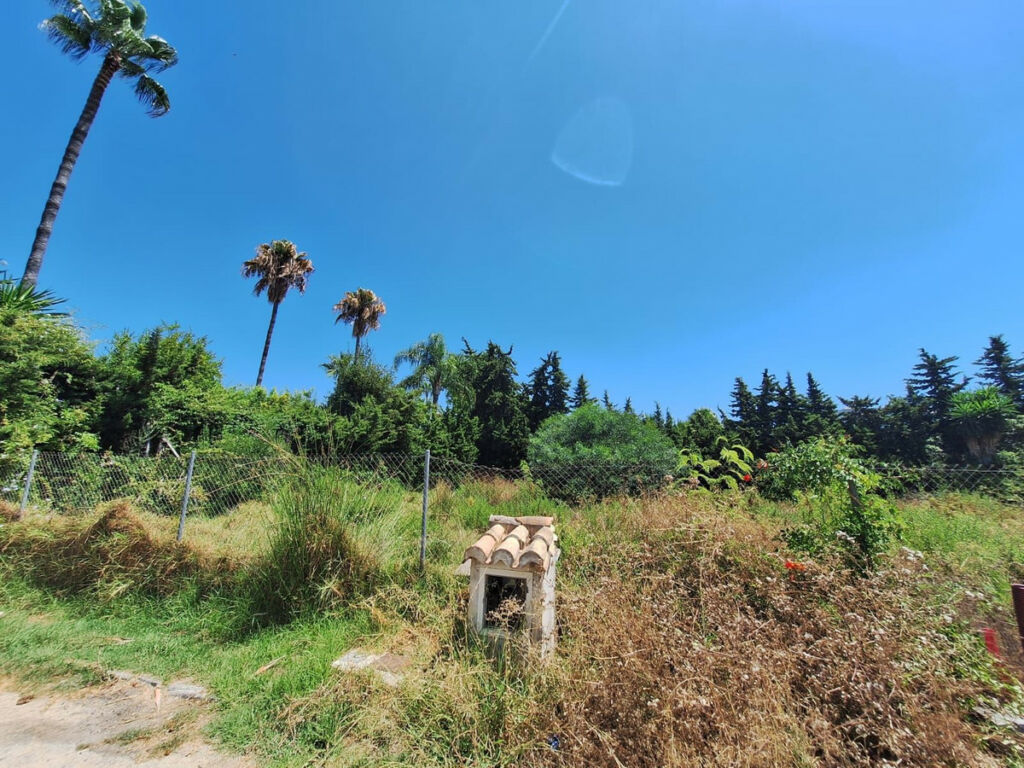 Residential Plot Atalaya Málaga - image 10