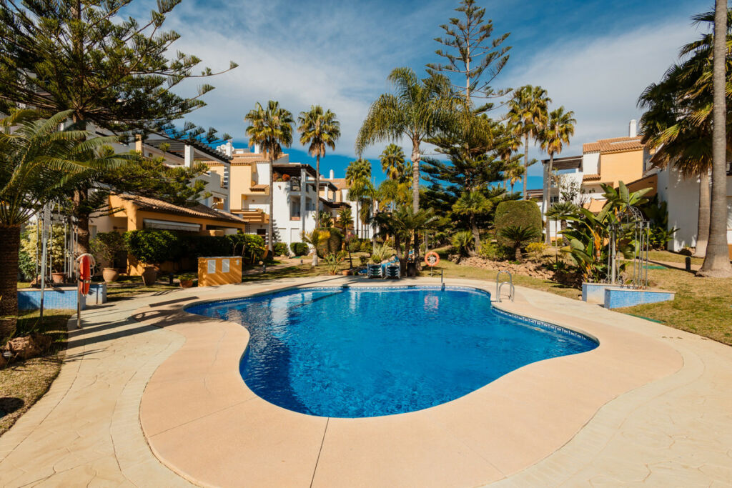 Ground Floor Apartment Bahía de Marbella Málaga - image 10
