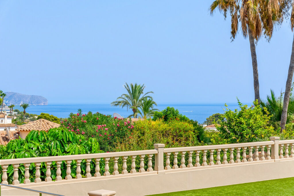 Detached Villa Benissa Alicante - image 10