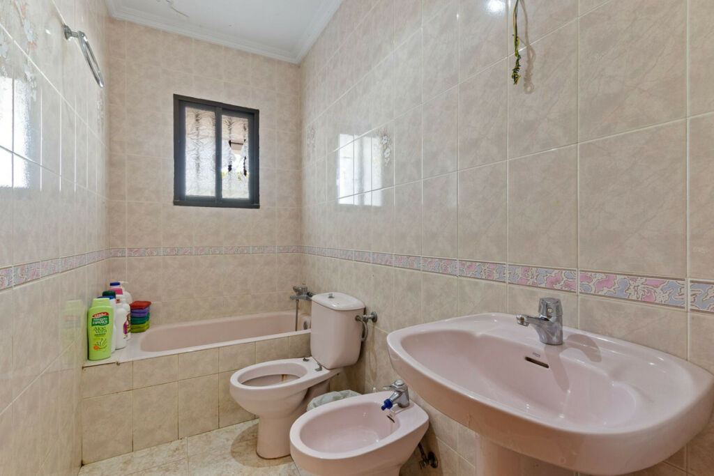 Detached Villa Alhaurín de la Torre Málaga - image 10