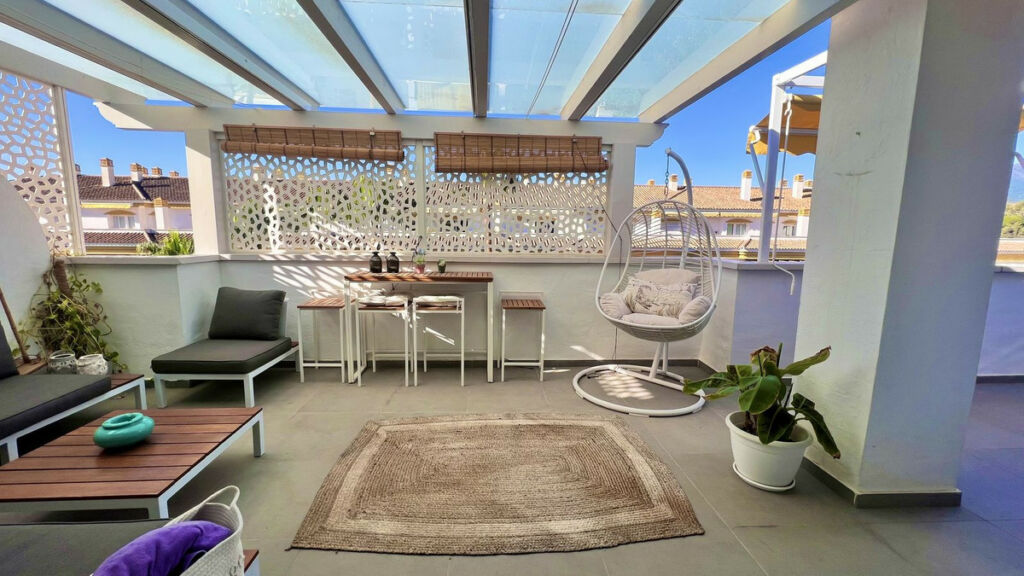 Penthouse Nueva Andalucía Málaga - image 10