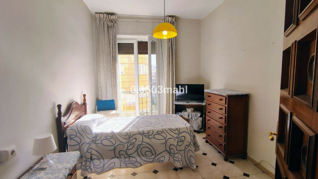 Middle Floor Apartment Málaga Málaga - image 10