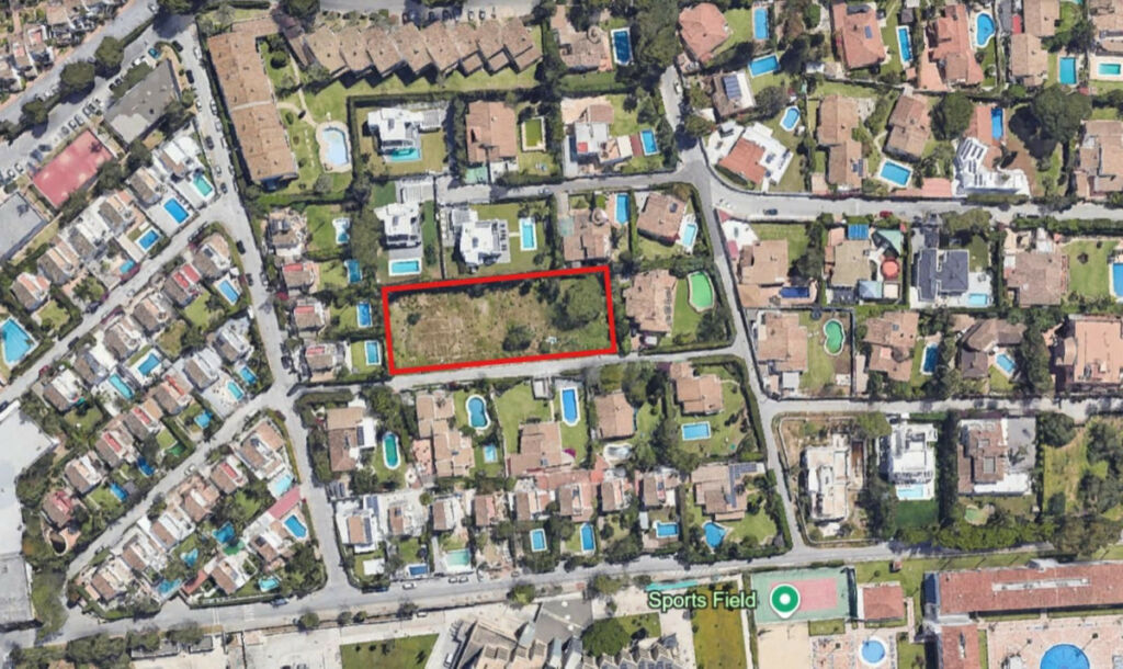 Residential Plot Estepona Málaga - image 10