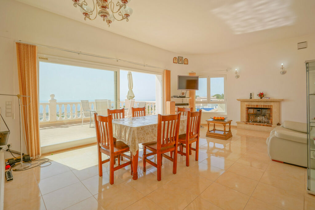Detached Villa Benitachell Alicante - image 10