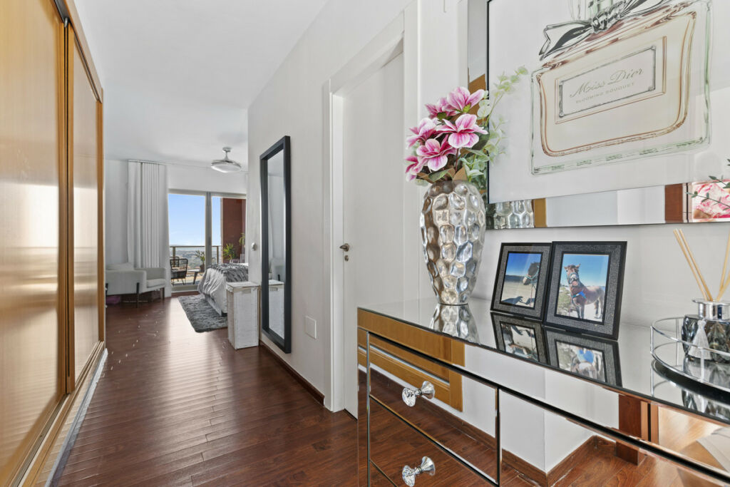 Townhouse Benahavís Málaga - image 12