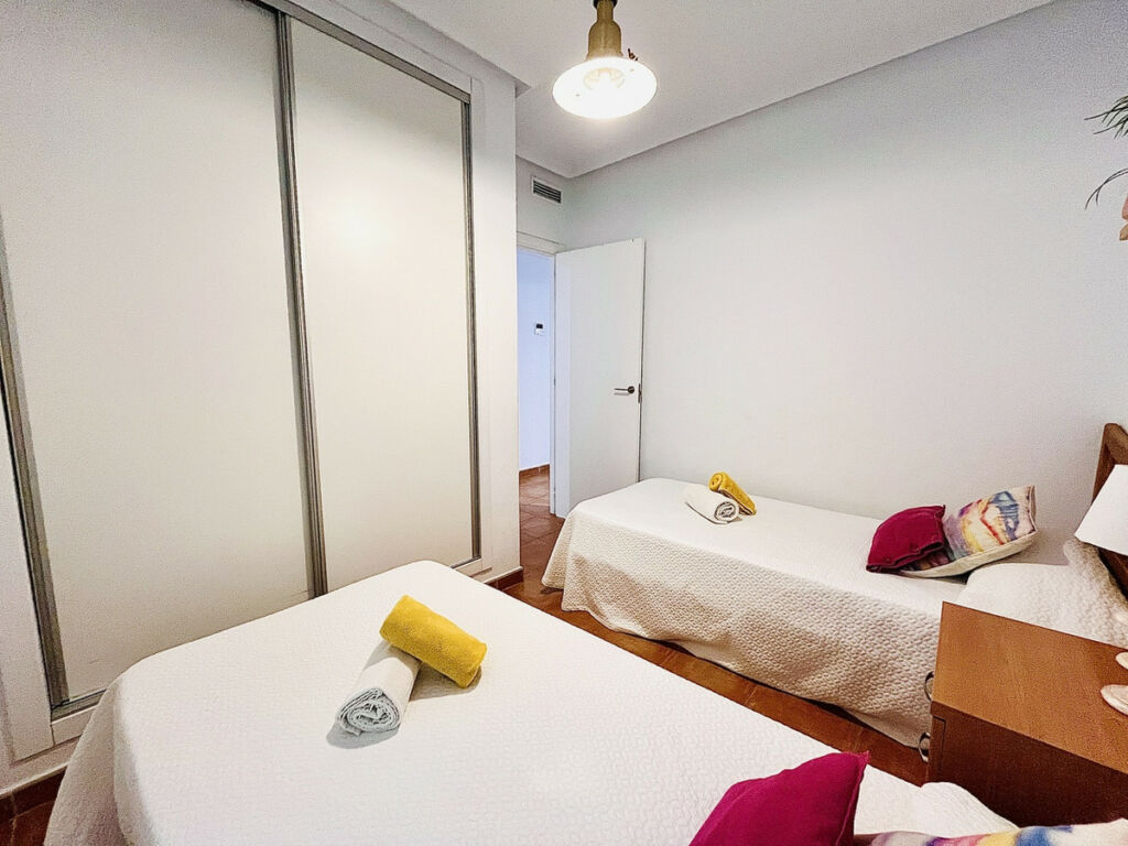Middle Floor Apartment Guardamar del Segura Alicante - image 10