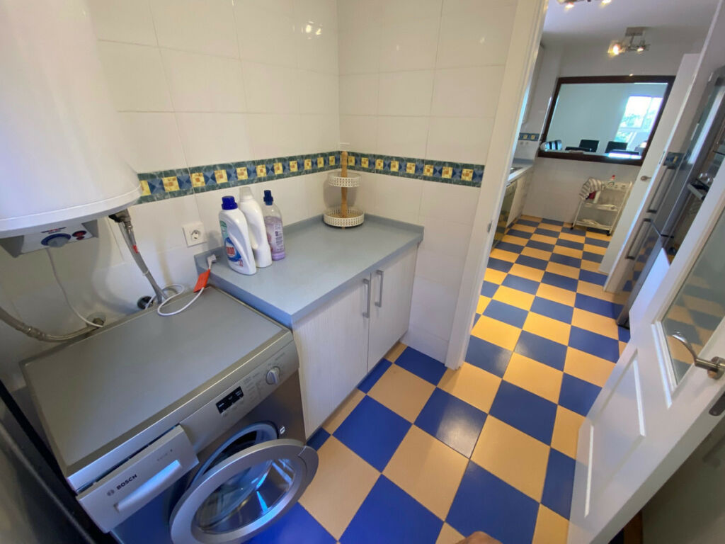 Townhouse Cabopino Málaga - image 10