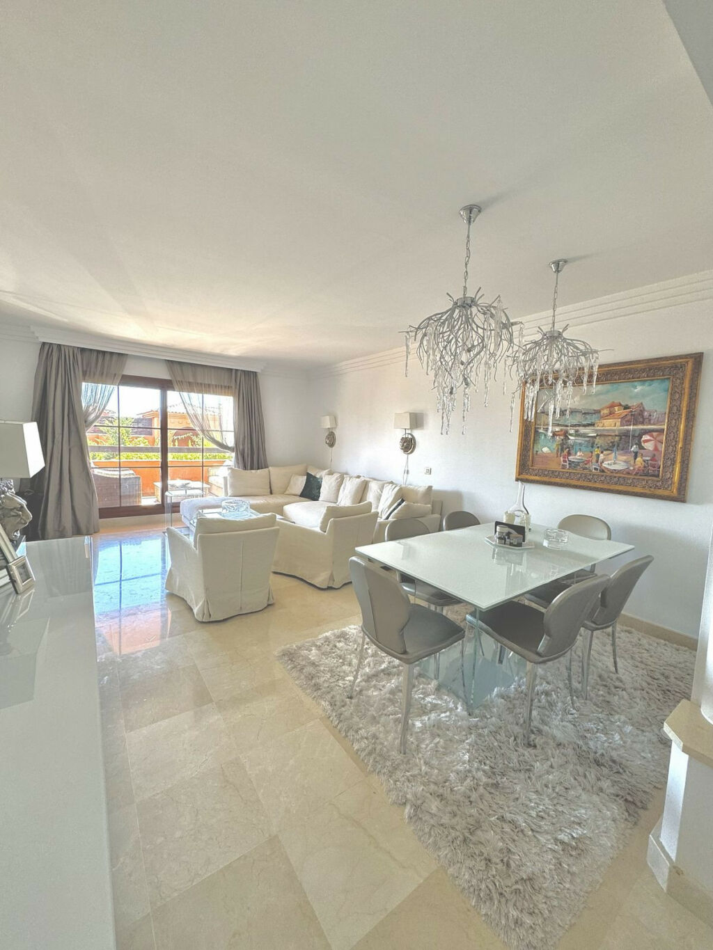 Ground Floor Apartment Benahavís Málaga - image 10