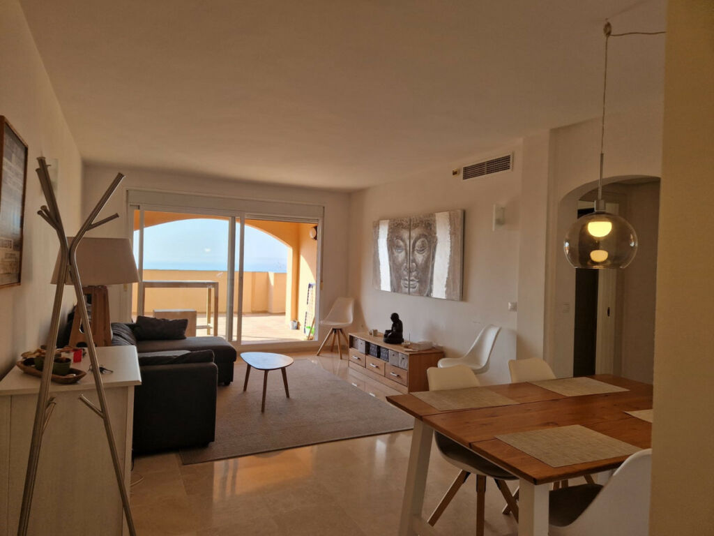 Middle Floor Apartment Calahonda Málaga - image 13