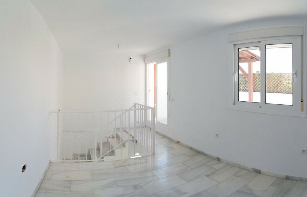 Penthouse Duplex Casares Málaga - image 10