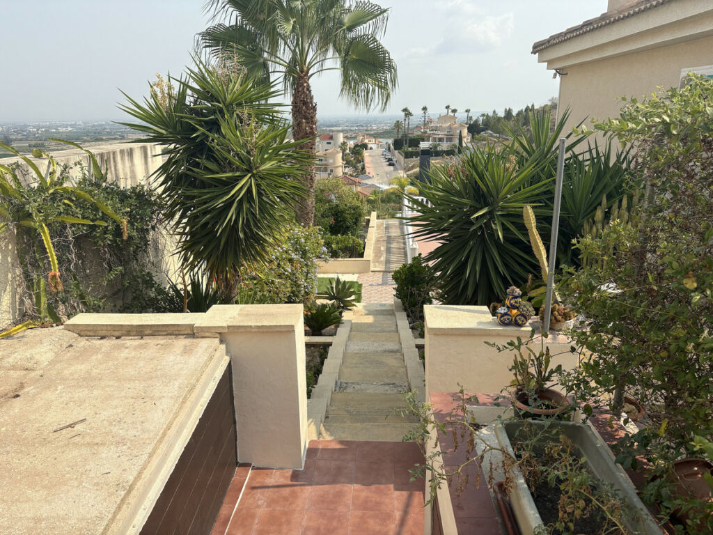 Detached Villa Algorfa Alicante - image 10