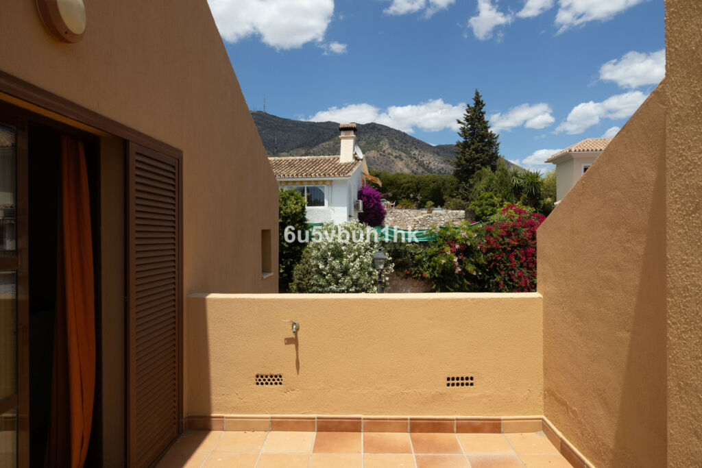 Townhouse Torreblanca Málaga - image 10