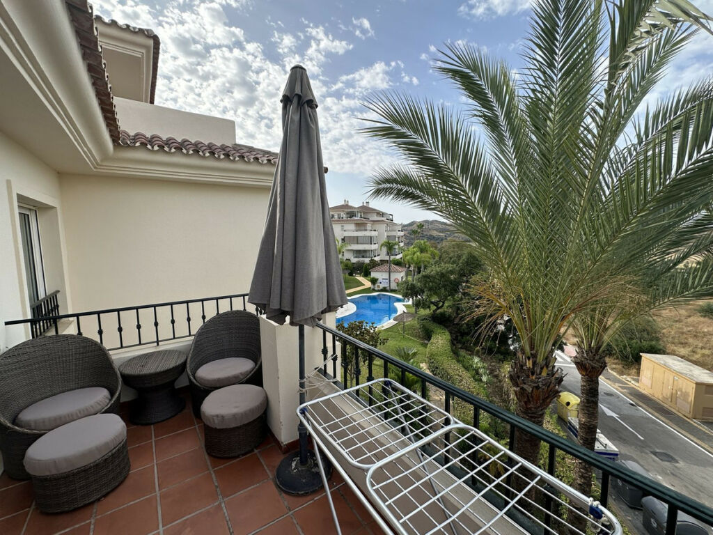 Middle Floor Apartment La Cala Hills Málaga - image 10
