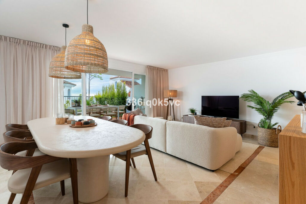 Ground Floor Apartment Benahavís Málaga - image 10