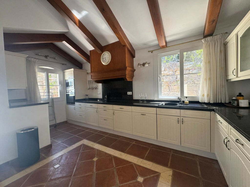 Detached Villa Istán Málaga - image 10