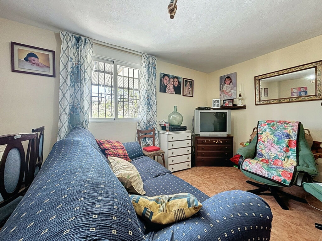 Semi-Detached House Comares Málaga - image 10