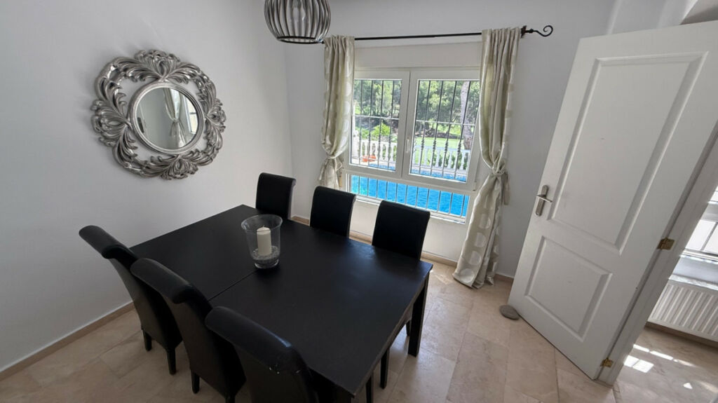 Detached Villa Las Ramblas Golf Alicante - image 10