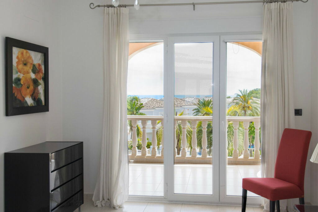 Middle Floor Apartment Benissa Alicante - image 10