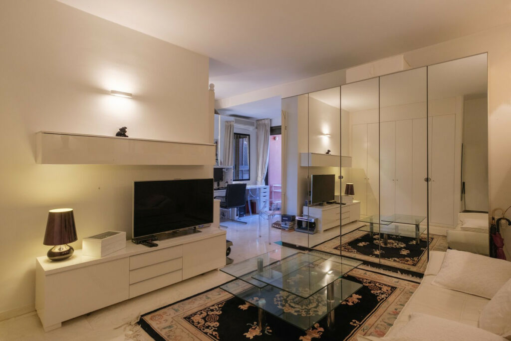 Middle Floor Apartment La Mairena Málaga - image 10
