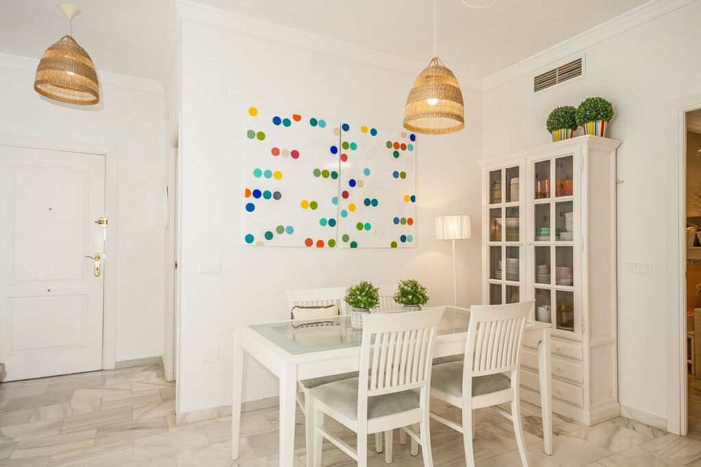 Middle Floor Apartment Cabopino Málaga - image 10