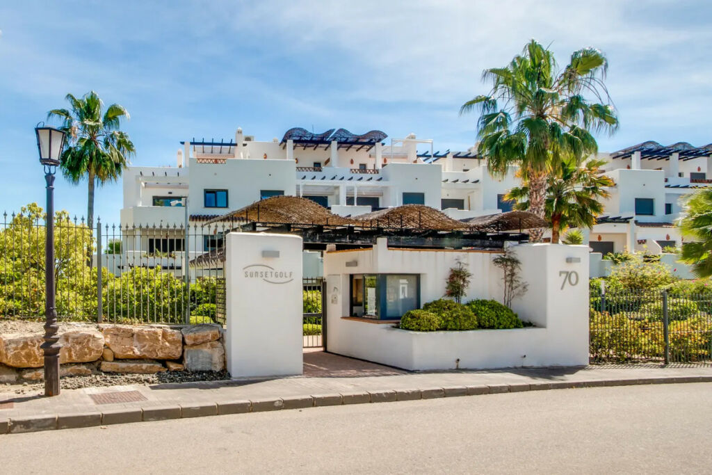 Townhouse Selwo Málaga - image 10