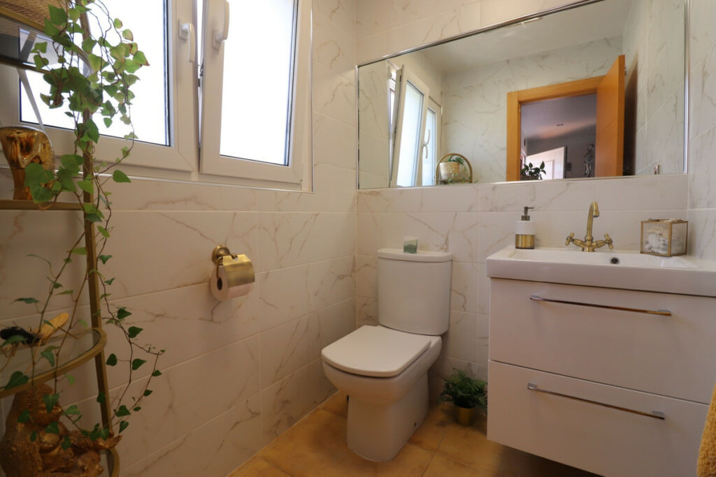 Townhouse Benijofar Alicante - image 10