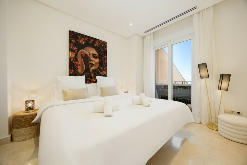 Penthouse Duplex Nueva Andalucía Málaga - image 10