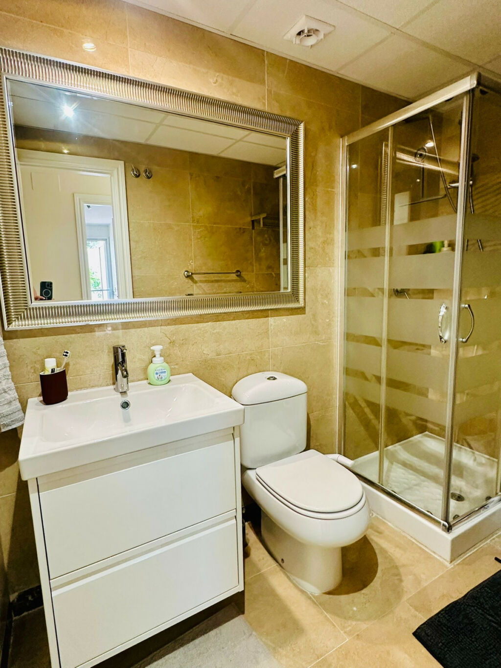 Penthouse La Duquesa Málaga - image 9