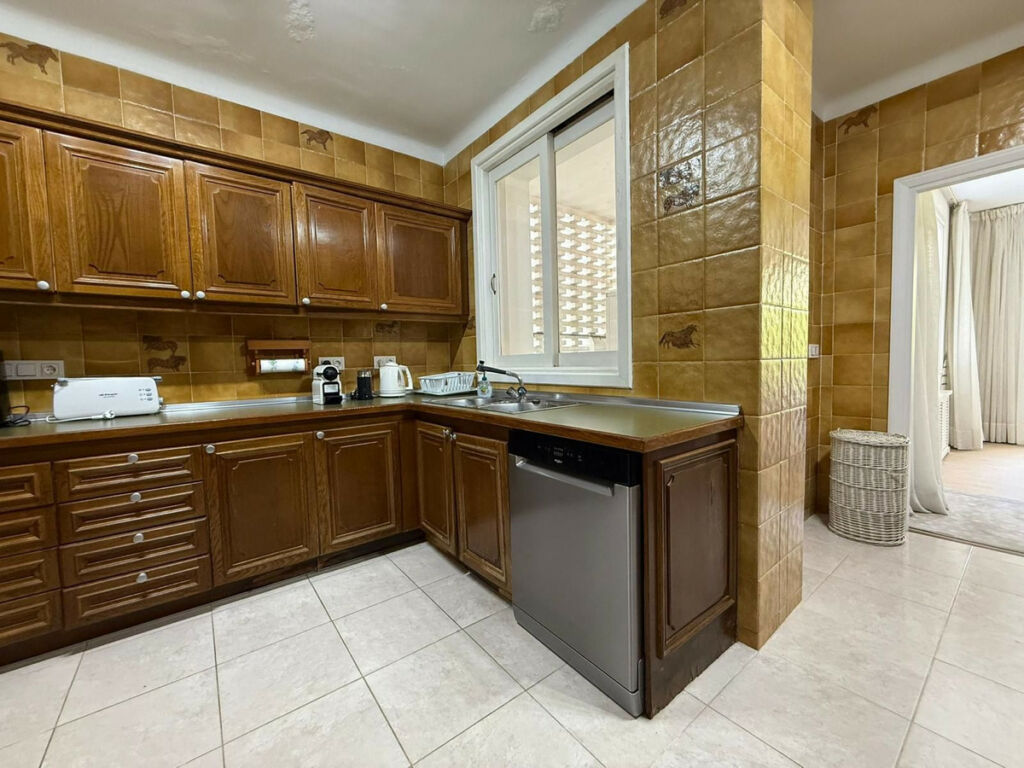 Middle Floor Apartment Los Monteros Málaga - image 11