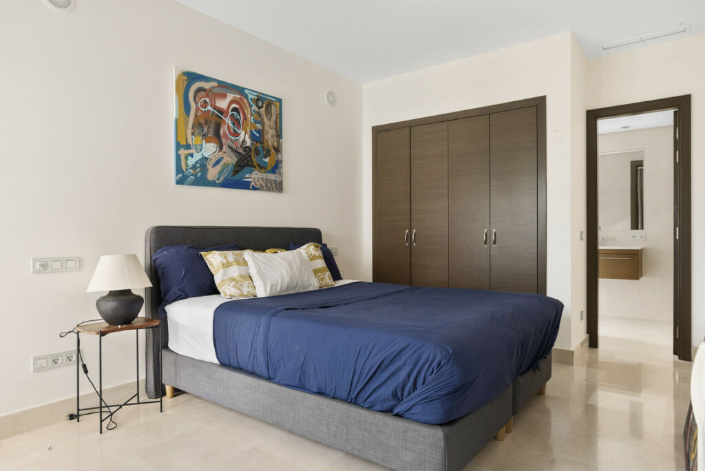 Detached Villa Benahavís Málaga - image 11