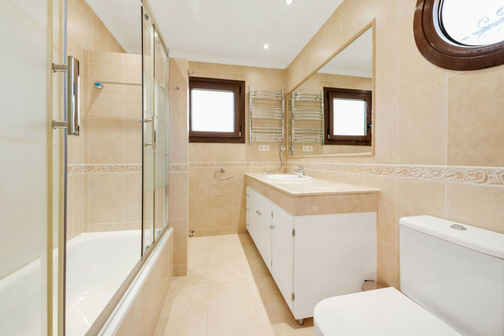 Detached Villa Atalaya Málaga - image 11