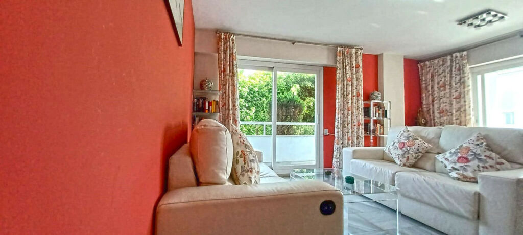 Middle Floor Apartment Marbella Málaga - image 11