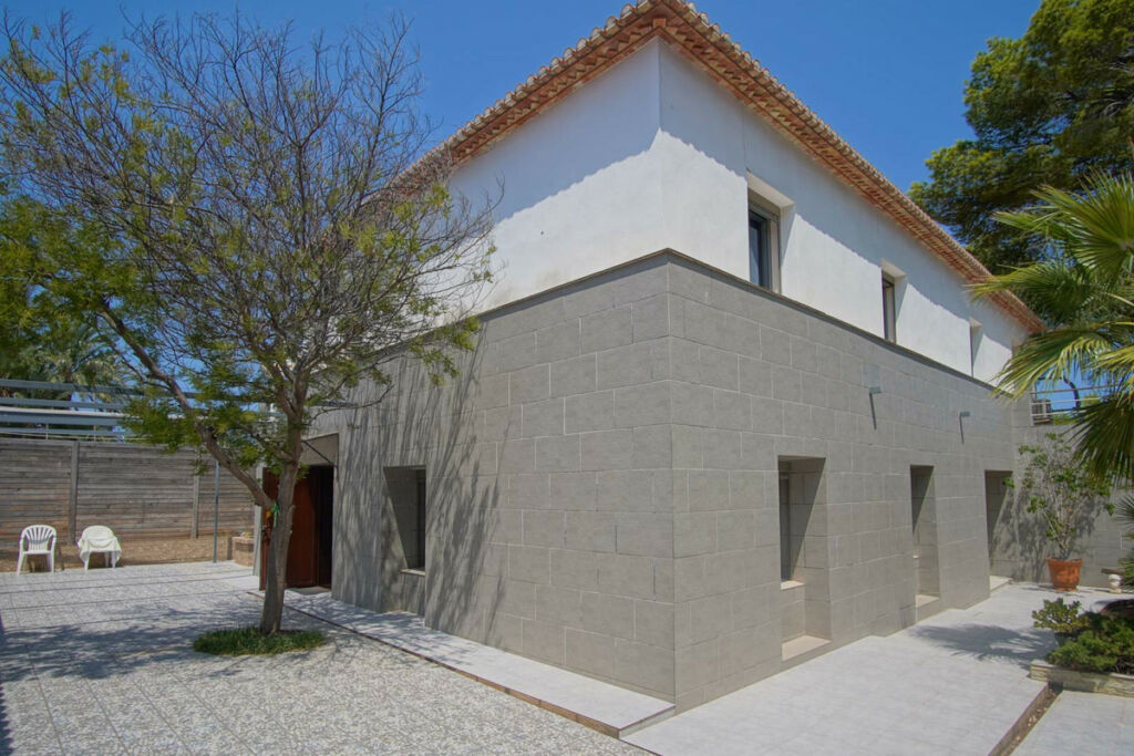 Detached Villa Denia Alicante - image 11