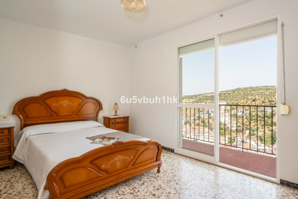 Townhouse Tolox Málaga - image 11